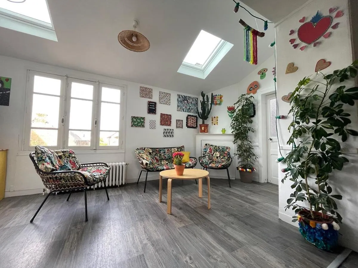 Maison Spacieuse Authentique Proche St Malo Rennes, Bienvenue A La Casa Cozumel Pleugueneuc 0*,
