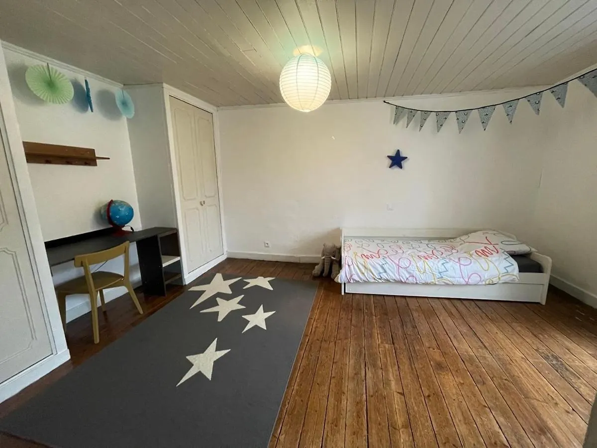 Maison Spacieuse Authentique Proche St Malo Rennes, Bienvenue A La Casa Cozumel Pleugueneuc 0*,  France
